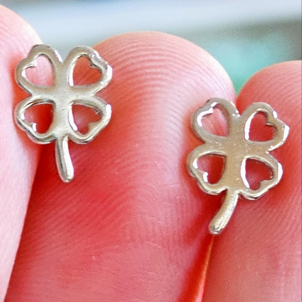 925 STERLING SILVER FOUR LEAF CLOVER HEART ST. PATRICKS DAY LUCKY STUDS☆NEW